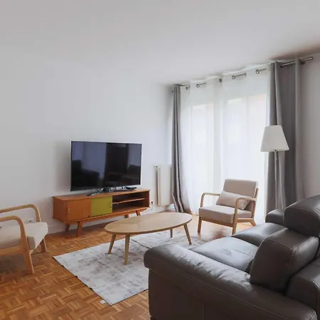 Cozy 2br With Balcony-4 Guests-15th Apartment Paris