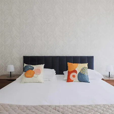Cozy 2br With Balcony-4 Guests-15th * Paris